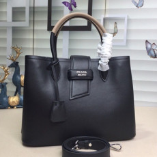 PRADA 프라다 2020 여성용 레더 토트 숄더백 ,1BG148-3,33cm,블랙