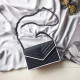 SAINT LAURENT 생로랑 모노그램 크로스백 20x16x5.5cm