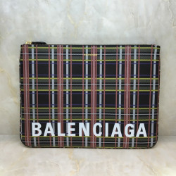 BALENCIAGA 발렌시아가 2020 남여공용 레더 클러치백,BGB0467,34CM,블랙