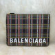 BALENCIAGA 발렌시아가 2020 남여공용 레더 클러치백,BGB0467,34CM,블랙