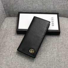 GUCCI 구찌 남성용 클래식 반,장지갑 금장블랙