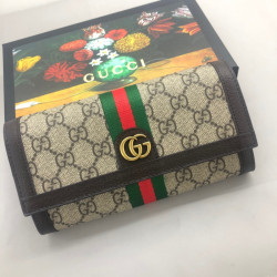 GUCCI 구찌 여성용 클래식 반,지퍼,장지갑