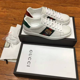 GUCCI 구찌 에이스 Ace embroidered tiger sneaker