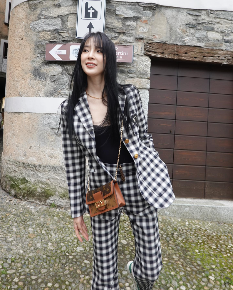  [레드벨벳 아이린] LOUIS VUITTON 루이비통 도핀 다프네 핸드백 (미니&스몰)