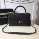 CHANEL 샤넬 쉐브론 코코백
