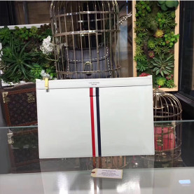 THOM BROWNE 톰브라운 클러치 30cm