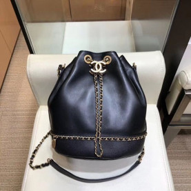 CHANEL 샤넬 드로스트링 백 봄신상 AS20005
