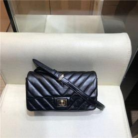 CHANEL 샤넬 미니 벨트백 신상 AS32252
