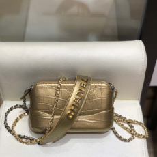 CHANEL 샤넬 가브리엘 미니 체인백 A094505  신상
