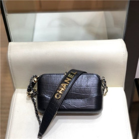 CHANEL 샤넬 가브리엘 미니 체인백 A094505 신상