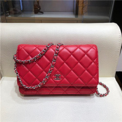 CHANEL 샤넬 WOC 램스킨 A33813 신상