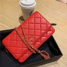 CHANEL 샤넬 WOC 램스킨 A33813신상