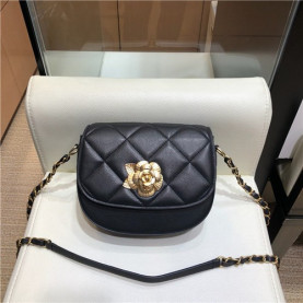 CHANEL 샤넬 빈티지 플랩 숄더백A057910 신상