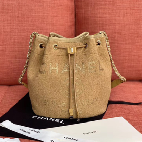 CHANEL 샤넬 버킷백 A60588-2 신상