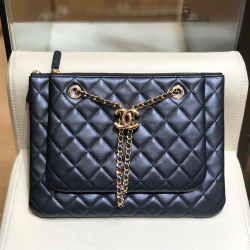 CHANEL 샤넬 체인 숄더백 미듐 AS88813 신상
