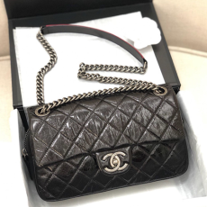 CHANEL 샤넬 체인 숄더백 25CM AS92370