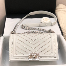 CHANEL 샤넬 숄더백 25CM AS2056 2020/신상