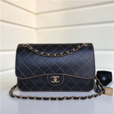 CHANEL 샤넬 클래식 플랩백 30CM AS10592 2020/신상