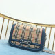 BURBERRY 버버리 체인숄더백 신상 B90009
