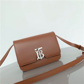 BURBERRY 버버리 TB 숄더백 신상 B770151