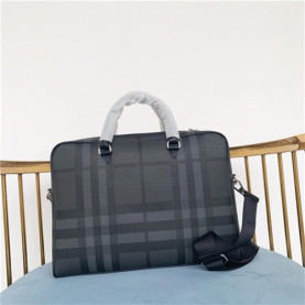 BURBERRY 버버리 런던 남자 서류가방 신상 B40695