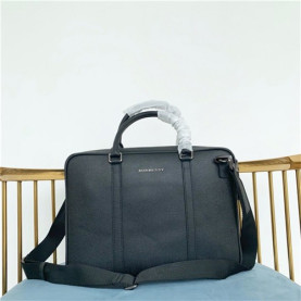 BURBERRY 버버리 남자 서류가방 신상 B57084