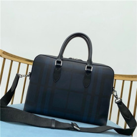 BURBERRY 버버리 남자 서류가방 신상 B10051