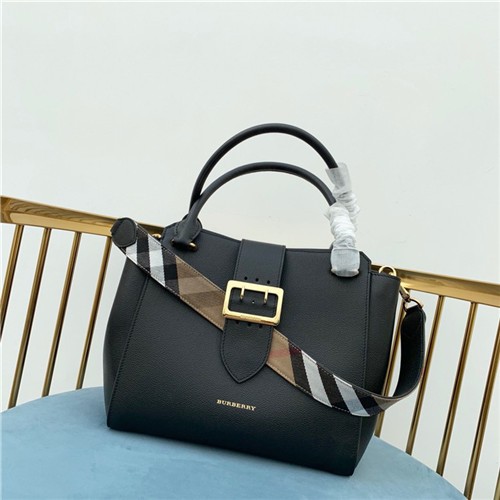 BURBERRY 버버리 더버클 토트&숄더백신상 B108745-1