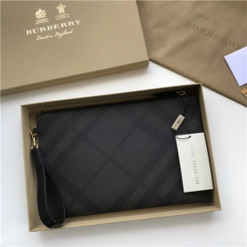 BURBERRY 버버리 클러치 B2010 신상