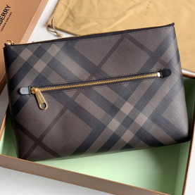 BURBERRY 버버리 클러치 B2020 신상