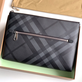 BURBERRY 버버리 클러치 B2020 신상
