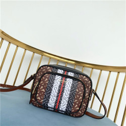 BURBERRY 버버리 TB 카메라백 B5089 신상