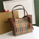 BURBERRY 버버리 쇼핑백 B8818-1 신상