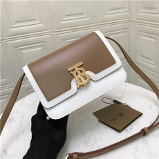 BURBERRY 버버리 체인 숄더백 B770150-2 신상