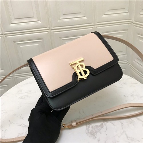 BURBERRY 버버리 체인 숄더백 B770150-4 신상