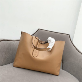 BURBERRY 버버리 쇼핑백 B81899-1 신상