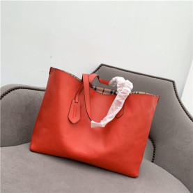 BURBERRY 버버리 쇼핑백 B81899-3 신상