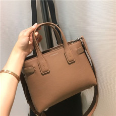 BURBERRY 버버리 빈티지 토트&숄더백 B8461-1 2020/신상