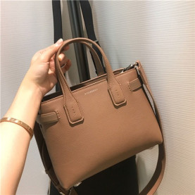 BURBERRY 버버리 빈티지 토트&숄더백 B8461-1 2020/신상
