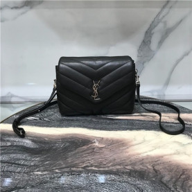SAINT LAURENT 생로랑 루루 토이백 스몰 Y22987 신상