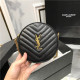 SAINT LAURENT 생로랑 VINYLE 라우드 카메라백 Y2008-1 신상