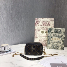DIOR 디올 레이디 카메라백 신상 D18080