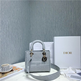 DIOR 레이디 자수백 D22590-3 2020/신상
