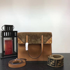 FENDI 펜디 신상 플랩백 숄더&크로스백 25CM F10556