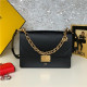 FENDI 펜디 KAN U 숄더백 F8828 신상