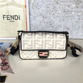 FENDI 펜디 바케트백 F30189-1 2020/신상