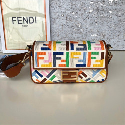 FENDI 펜디 바케트백 F30189-2 2020/신상