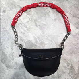 BALENCIAGA 발렌시아가 힙 크로스백 신상 B208155