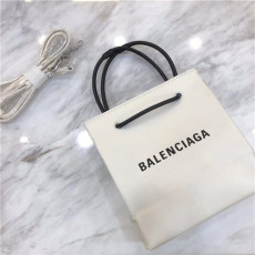 BALENCIAGA 발렌시아가 미니 쇼핑백 (현아가방) B108015-4