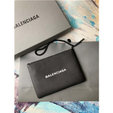 BALENCIAGA 발렌시아가 클러치 미듐 신상 B19036-2